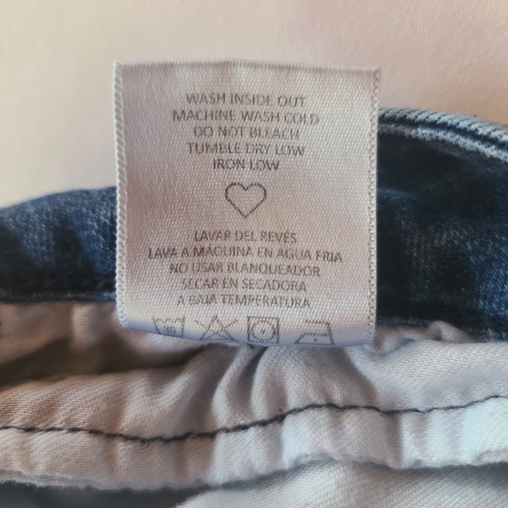 Cello Juniors Ankle Jeans in Blue with Frayed Hem Size 13